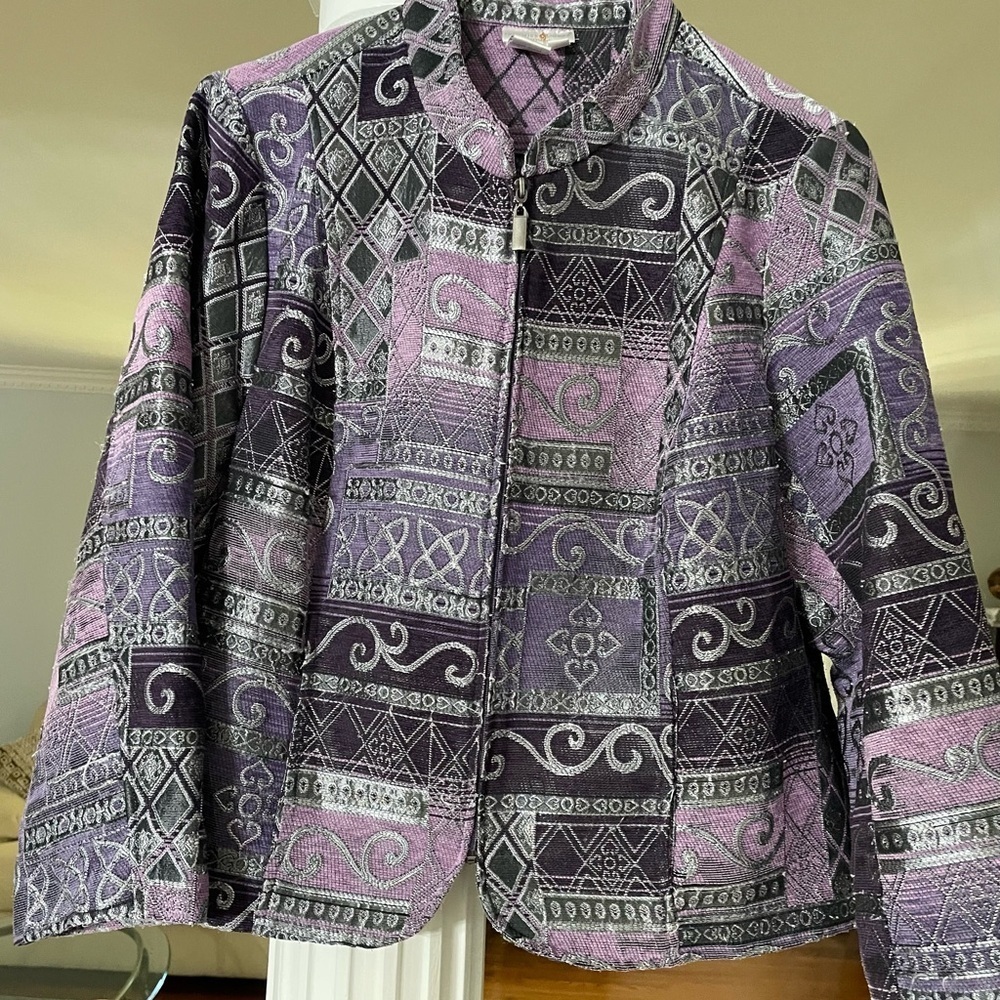 Preseick& Moor purple and silver and black zip up Blazer . 2XP size.